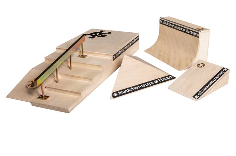 manguera ensayo Injusticia 10 Best Fingerboard Ramps – SkateboardingInfo.com
